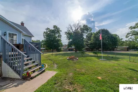 314 E Morgan St, Mount Pulaski, IL 62548 photo 6