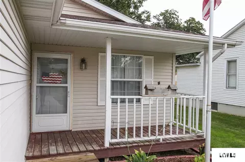 609 E Spaulding St, Riverton, IL 62561 photo 23