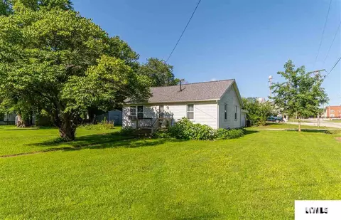 101 Elm St, Mclean, IL 61754 photo 2