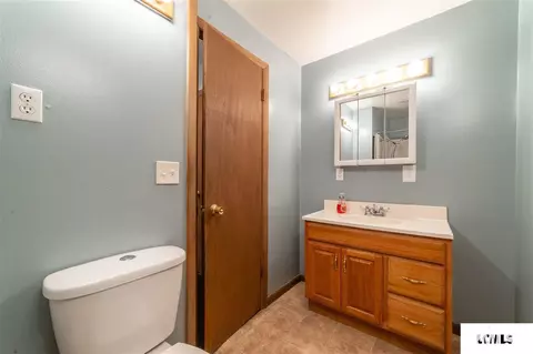 254 E Lincoln St, Greenview, IL 62642 photo 14