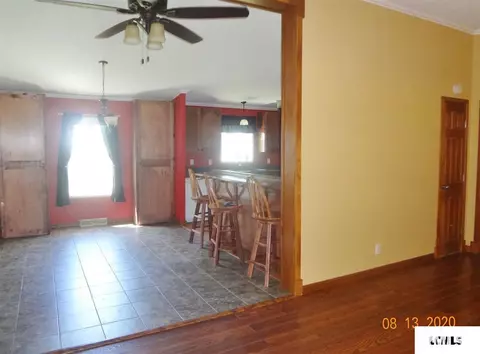 303 W Olive St, Chestnut, IL 62518 photo 7