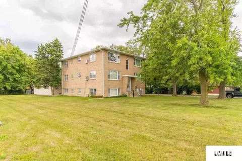 2020 N Kickapoo St, Lincoln, IL 62656 photo 3