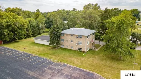 2020 N Kickapoo St, Lincoln, IL 62656 photo 4