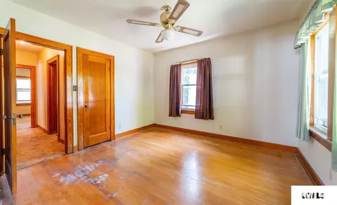 410 E Jefferson St, Mount Pulaski, IL 62548 photo 10