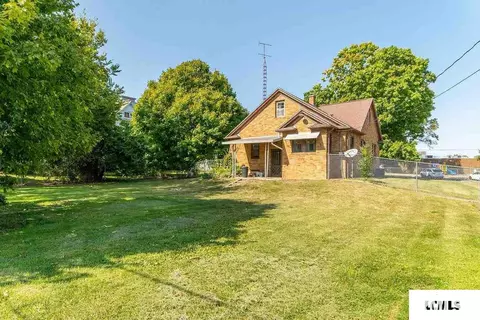 410 E Jefferson St, Mount Pulaski, IL 62548 photo 21