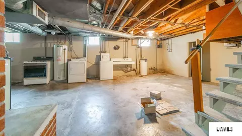 410 E Jefferson St, Mount Pulaski, IL 62548 photo 17