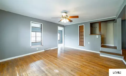 312 S Moore, Mclean, IL 61754 photo 6