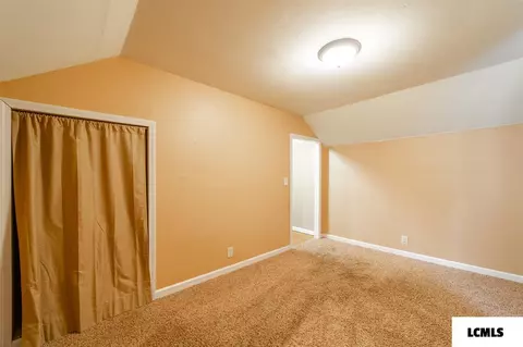 312 S Moore, Mclean, IL 61754 photo 17