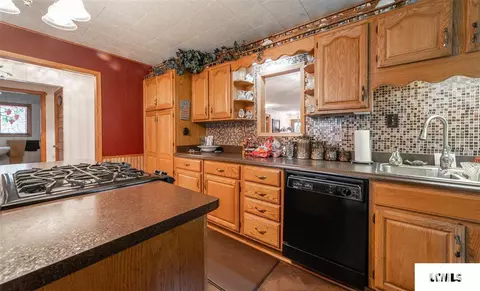 519 3rd St, Lincoln, IL 62656 photo 7