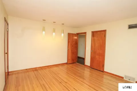216 N West St, Emden, IL 62635 photo 17