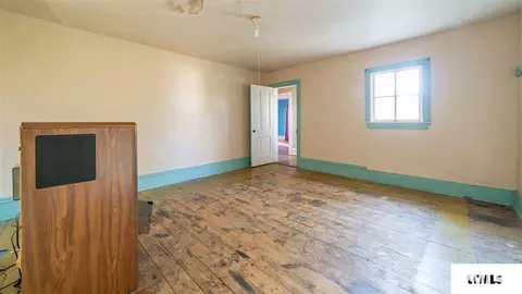404 N Spring St, Mount Pulaski, IL 62548 photo 17