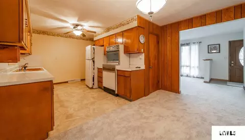 31 Jericho Rd, Clinton, IL 61727 photo 5
