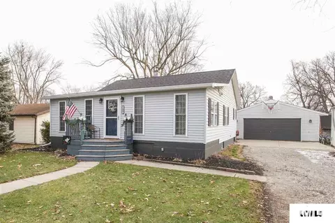 108 N Albert St, Chestnut, IL 62518 photo 1