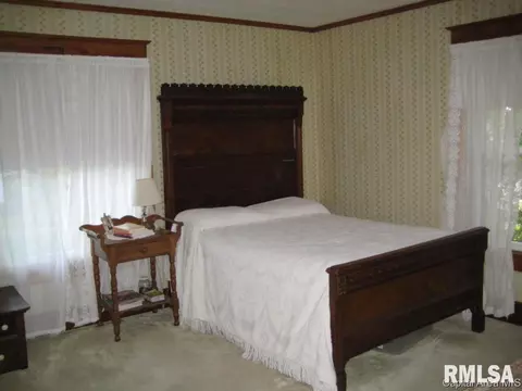 200 Clinton, Avon, IL 61415 photo 28