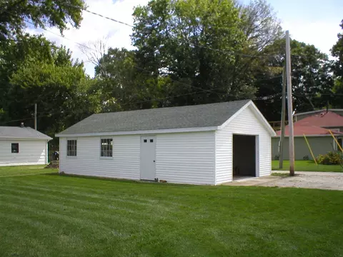 302 E Walnut St, Chatham, IL 62629 photo 8