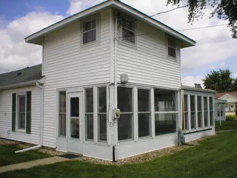 302 E Walnut St, Chatham, IL 62629 photo 7