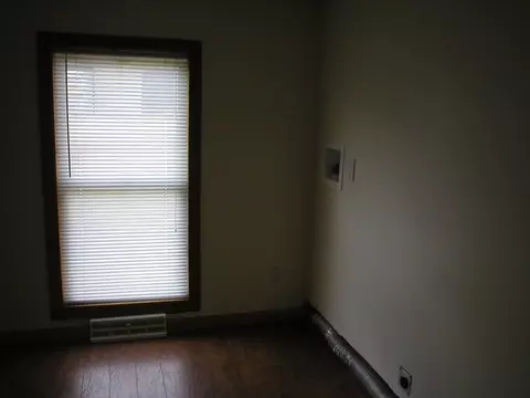 302 E Walnut St, Chatham, IL 62629 photo 3