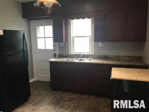 1821 N 9th St, Springfield, IL 62702 photo 7