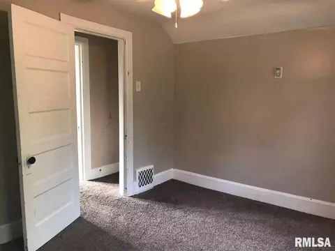 1821 N 9th St, Springfield, IL 62702 photo 10