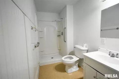 1124 N Virginia Ave, Springfield, IL 62702 photo 10