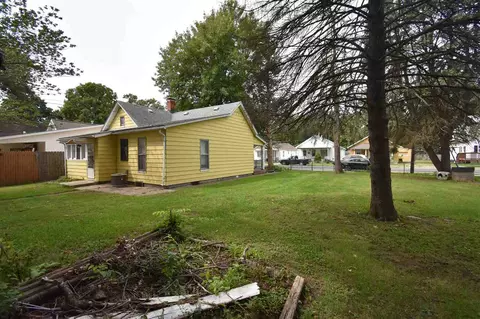 1124 N Virginia Ave, Springfield, IL 62702 photo 2