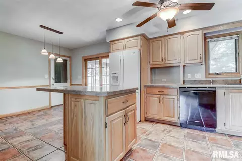 4009 Hazelcrest Rd, Springfield, IL 62703 photo 10