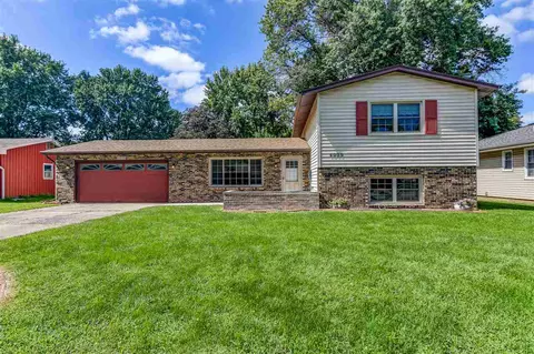 4009 Hazelcrest Rd, Springfield, IL 62703 photo 2