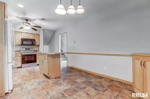 4009 Hazelcrest Rd, Springfield, IL 62703 photo 8
