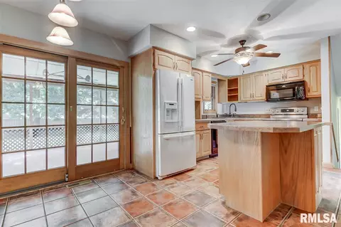 4009 Hazelcrest Rd, Springfield, IL 62703 photo 9