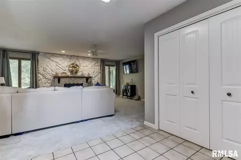 24 Dean Park, Springfield, IL 62707 photo 3