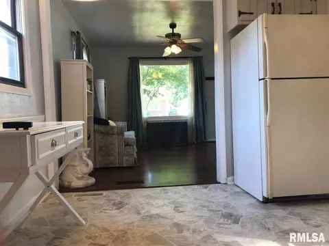 2173 E Converse Ave, Springfield, IL 62702 photo 15