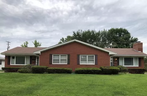2201-2203 Lynnhaven Rd, Springfield, IL 62704 photo 1