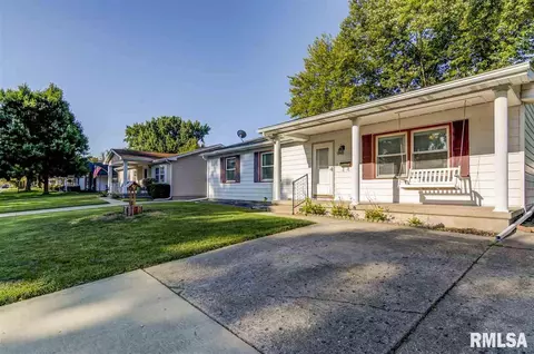 9 Foresters Ln, Springfield, IL 62704 photo 2