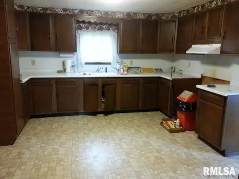 180 6th, Saint Augustine, IL 61474 photo 13
