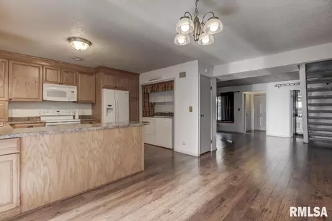 73 Trailridge Ln, Springfield, IL 62704 photo 9