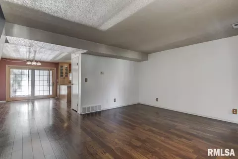73 Trailridge Ln, Springfield, IL 62704 photo 6