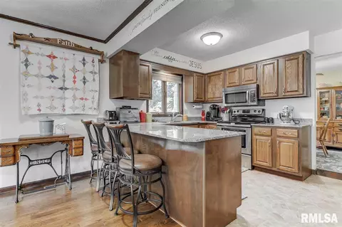 33 Red Fox Ct, Springfield, IL 62712 photo 8
