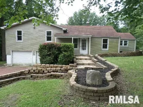 793 Hillshire Rd, Decatur, IL 62521 photo 1