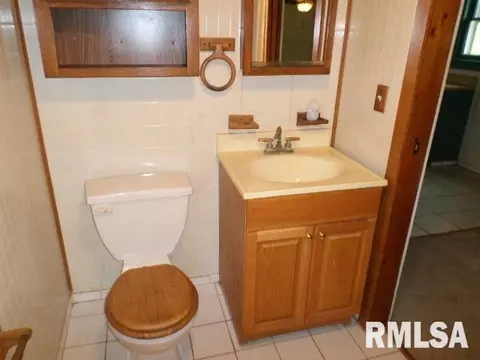 793 Hillshire Rd, Decatur, IL 62521 photo 8