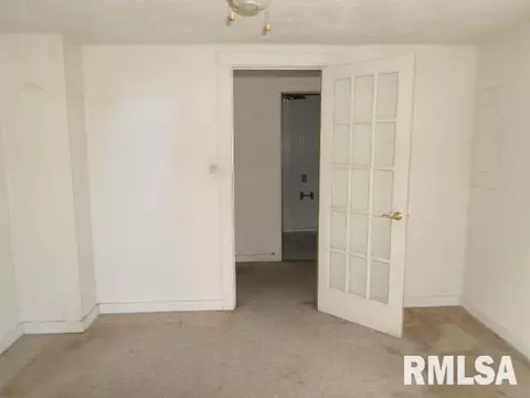 793 Hillshire Rd, Decatur, IL 62521 photo 7