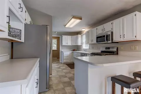 23637 W Jackson St, Athens, IL 62613 photo 12