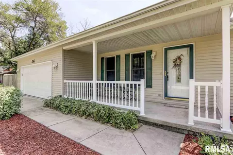23637 W Jackson St, Athens, IL 62613 photo 3