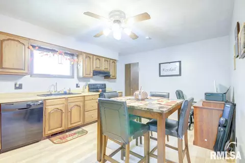 3008 Ontario Dr, Springfield, IL 62707 photo 6