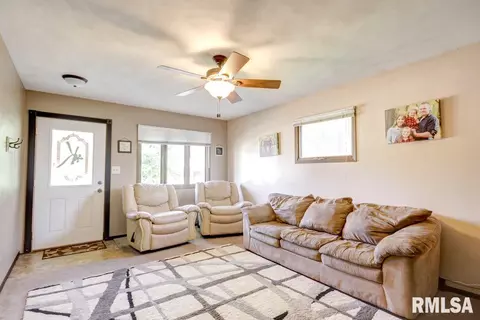 3008 Ontario Dr, Springfield, IL 62707 photo 4