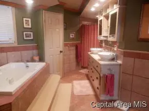 202 E Grande, Rio, IL 61472 photo 30