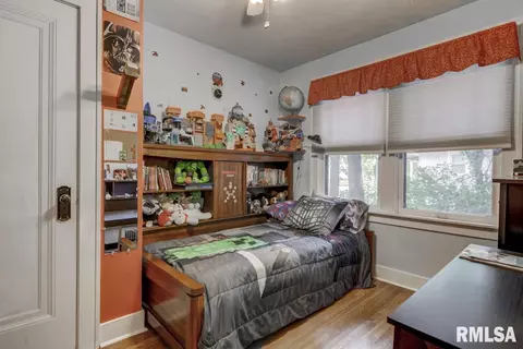 2028 S Spring St, Springfield, IL 62704 photo 13