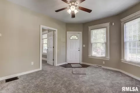 921 N Wheeler Ave, Springfield, IL 62702 photo 4