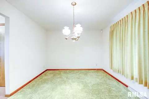 2405 Lindbergh Blvd, Springfield, IL 62704 photo 7