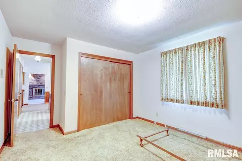 2405 Lindbergh Blvd, Springfield, IL 62704 photo 15