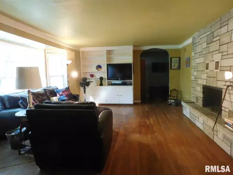 1929 Parkview Dr, Springfield, IL 62704 photo 10